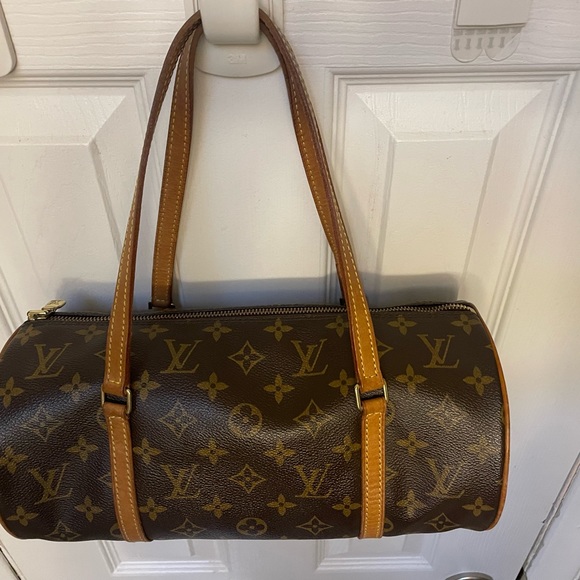 Louis Vuitton Vintage Monogram Canvas Papillon 30 Satchel - Picture 5 of 14